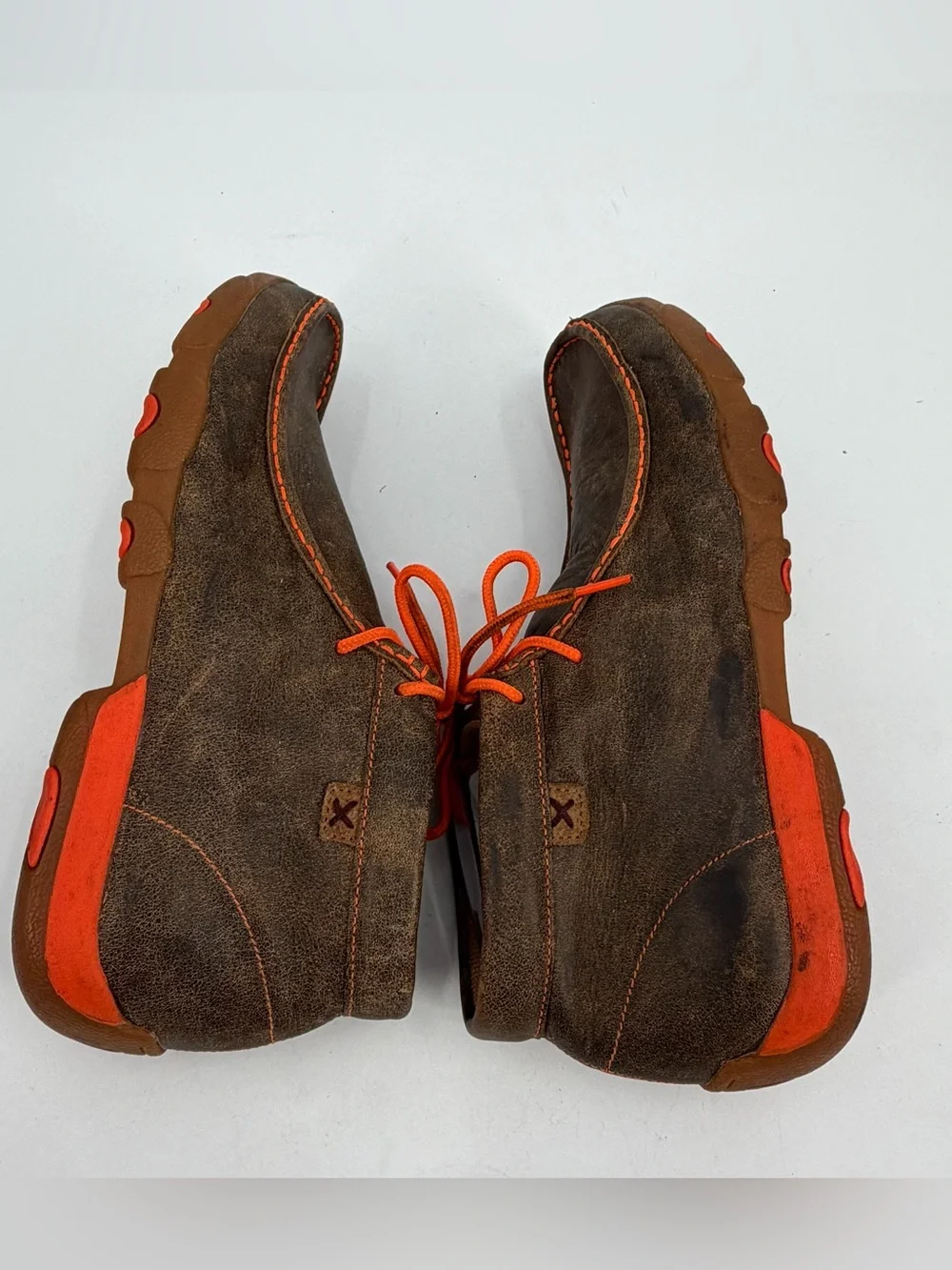 Twisted X Chukka Driving Moc Shoe Men's 9.5 M Brown Leather Orange Laces MDM0019